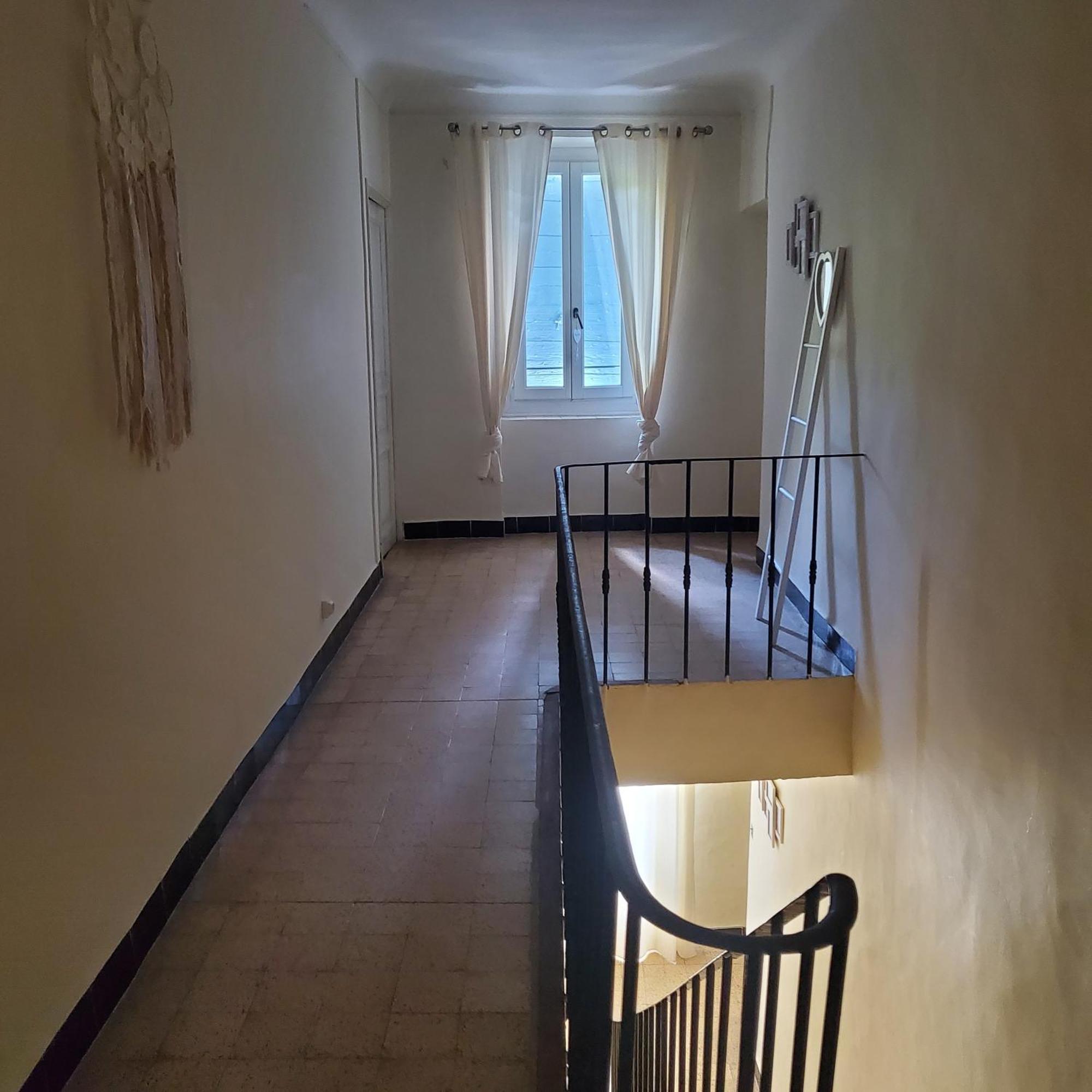 La Maison Bleue Céreste Екстериор снимка