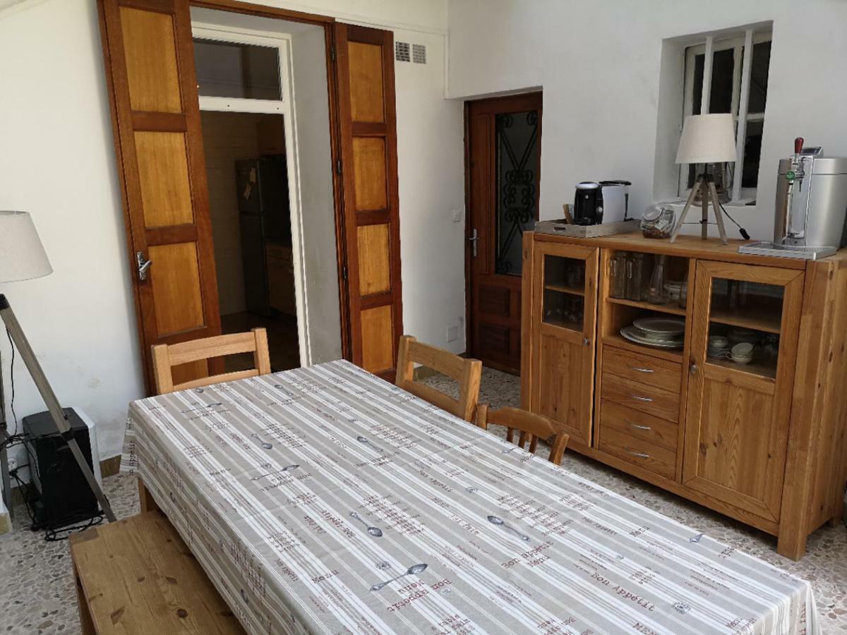 La Maison Bleue Céreste Екстериор снимка
