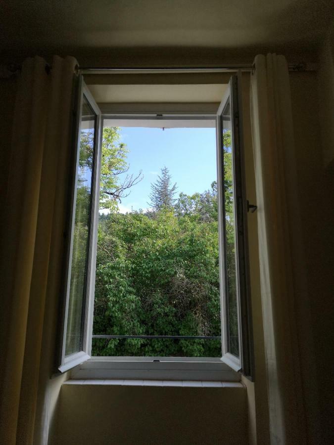 La Maison Bleue Céreste Екстериор снимка